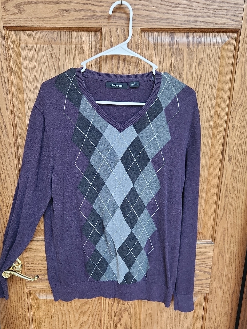 Claiborne Purple Argyle V-Neck Sweater with Gray and Black Diamonds